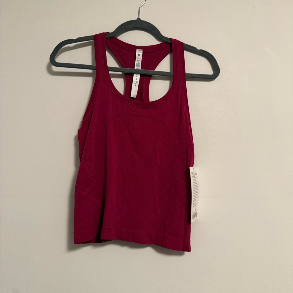 NWT Lululemon Swiftly Tech Racerback
Tank 2.0 *Race
